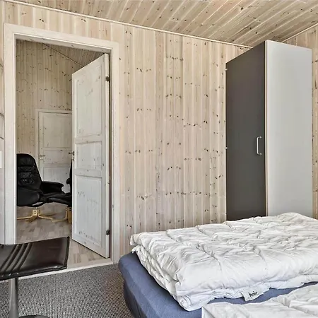 C11307-tarm-rorsangervaenget-1 Holiday home
